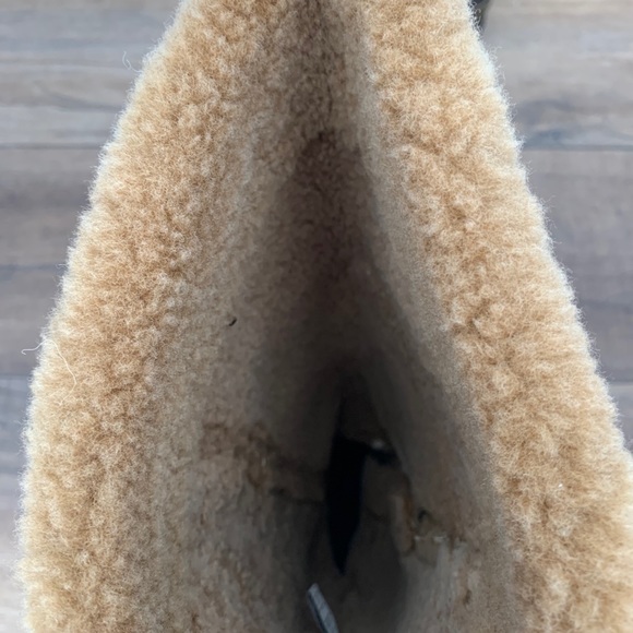 Ugg Tall limited edition - Picture 6 of 6